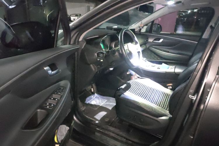 Used Hyundai Santa Fe 2023 Traveler 380T GDi Automatic Two-Wheel Drive GLX Elite Edition