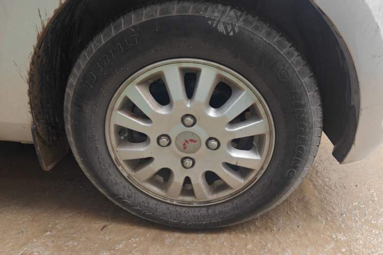 Used Wuling Rongguang V 2016 1.2L Standard Version