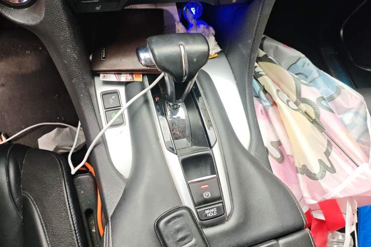 Used Honda Avancier 2017 240TURBO Two-Wheel Drive Luxury Edition Gear Lever