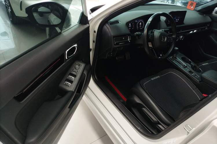 Used Honda Civic 2022 240TURBO CVT Dynamic Edition