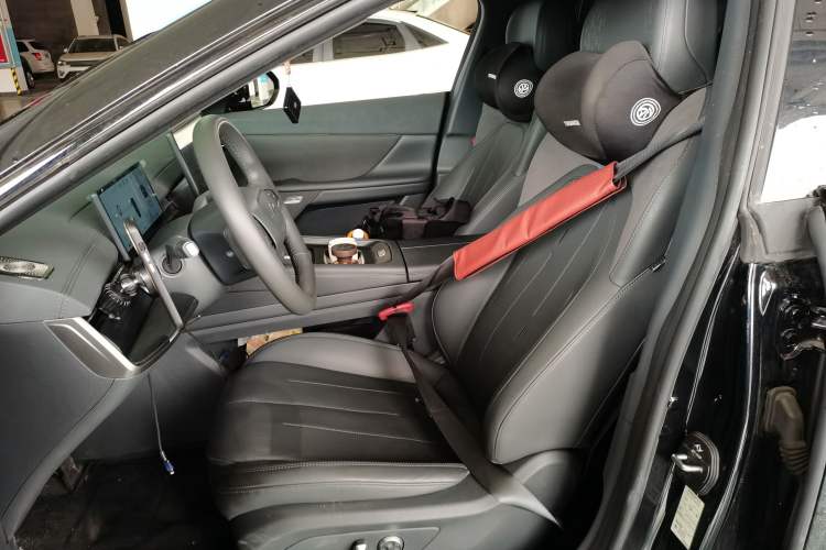 Used Dongfeng eπ eπ007 2025 Model Pure-Electric 650 Pro Cruise Edition
