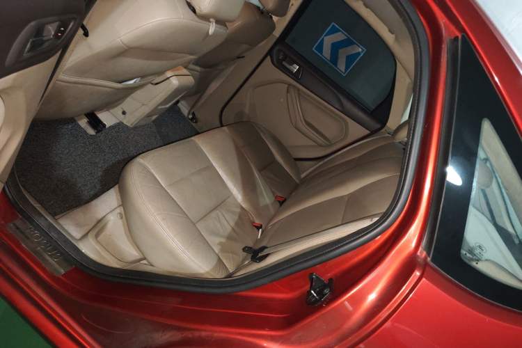 Used Ford Focus 2013 Hatchback Classic 1.8L Manual Fashion Edition Left Rear Seat