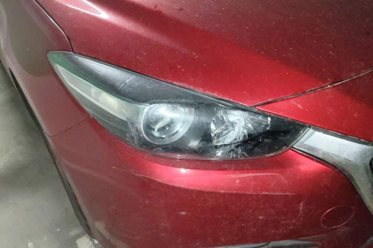 Used Mazda 3 Axela 2019 Cloud-Control Edition Hatchback 1.5L Automatic Comfort Model China VI Standard