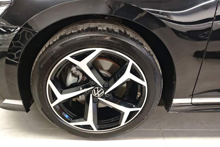 Used Volkswagen Magotan 2023 2 Million Units Commemorative Edition 330TSI DSG Luxury Version