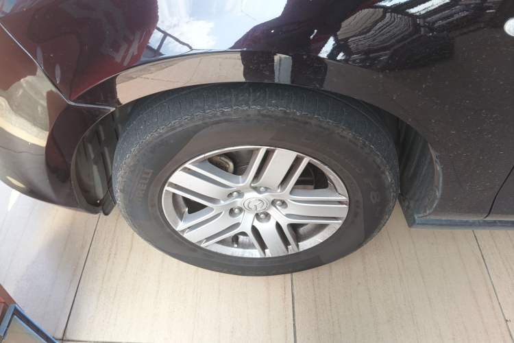 Used Mazda 8 2015 2.5L Elite Edition Exterior 4