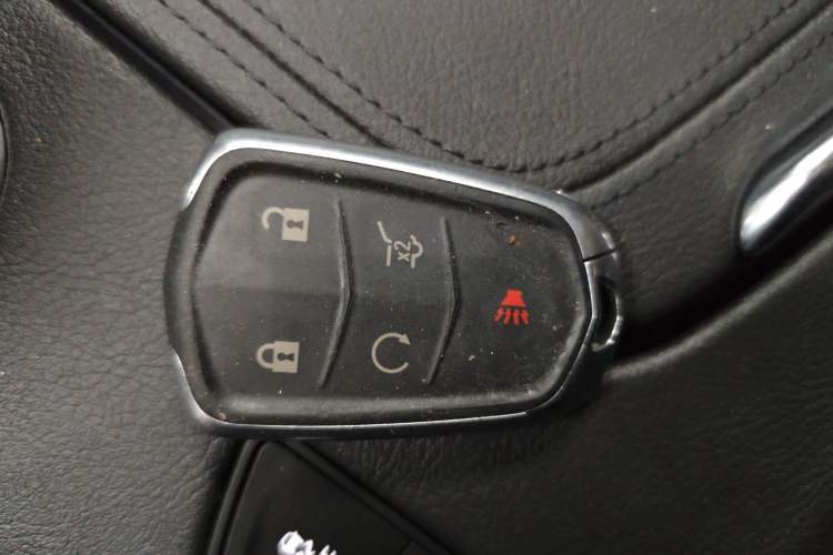 Used Cadillac XT5 2018 25T Luxury Model