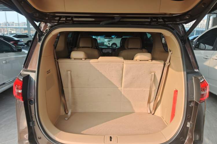 Used Buick GL8 2021 ES Landtrek 653T Luxury Model