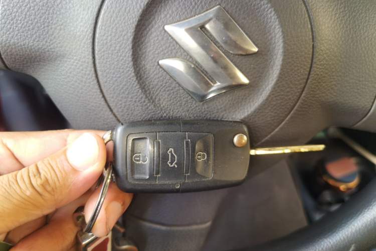 Used Suzuki Swift 2014 1.5L Automatic Fashion Edition
