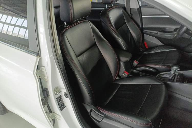 Used Hyundai Celesta 2017 1.6L Automatic Enjoyment Version GLS