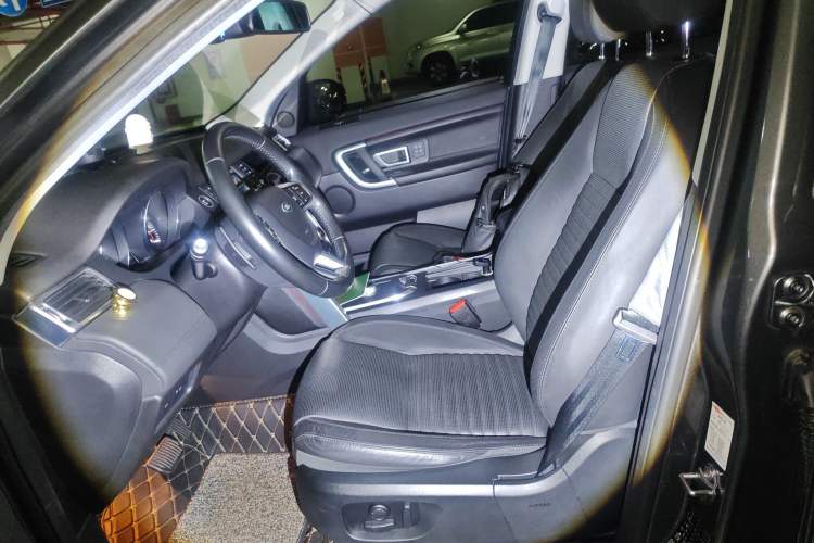 Used Land Rover Discovery Sport 2015 2.0T HSE LUXURY Left Front Seat