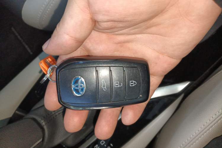 Used Toyota FRONTLANDER 2023 2.0L Smart Electric Hybrid Dual-Engine Deluxe Version