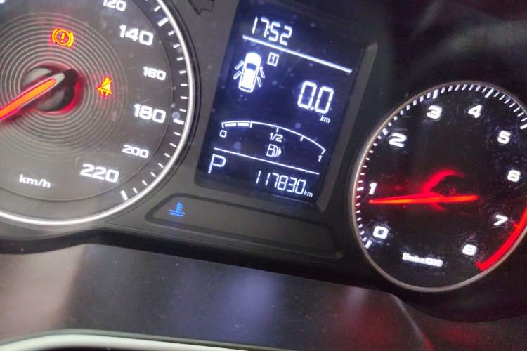 Used MG ZS 2017 1.5L Automatic Luxury Edition