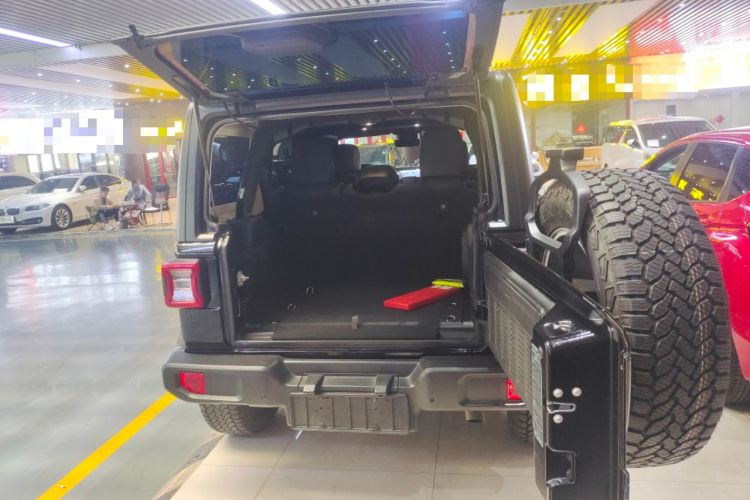 Used Jeep Wrangler 2024 2.0T Sahara Four-Door Edition