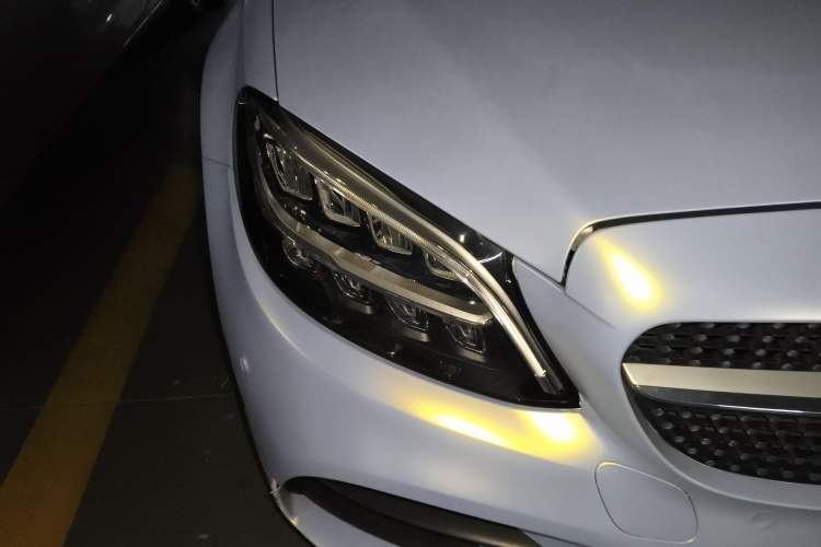Used Mercedes-Benz C-Class 2019 C 260 Coupe Right Front Headlight