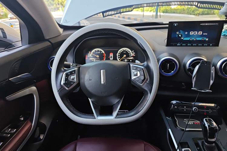 Used Wey VV7 2017 2.0T Flagship Model
