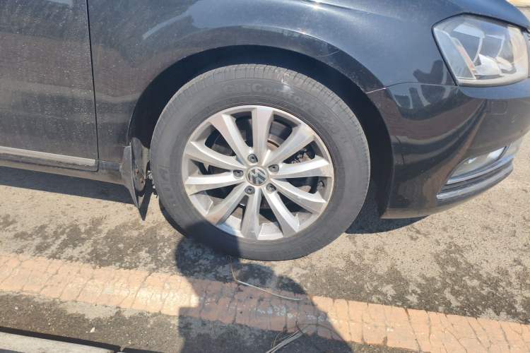 Used Volkswagen Magotan 2016 1.8TSI Smart Enjoyment Leading Model Right Front Wheel Hub