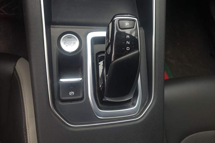 Used Dongfeng Aeolus E70 2021 Revised Version 360H Battery-Swap Edition