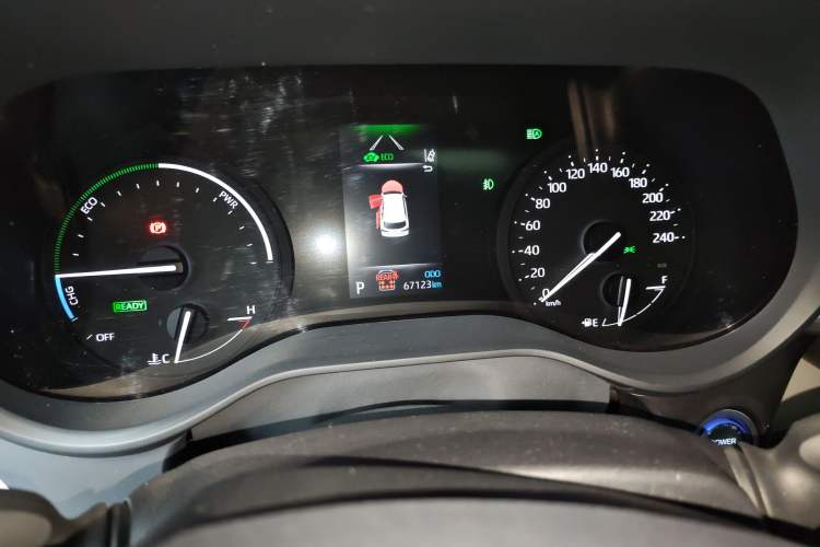 Used Toyota Granvia 2023 2.5L Hybrid Prestige PLUS Edition
