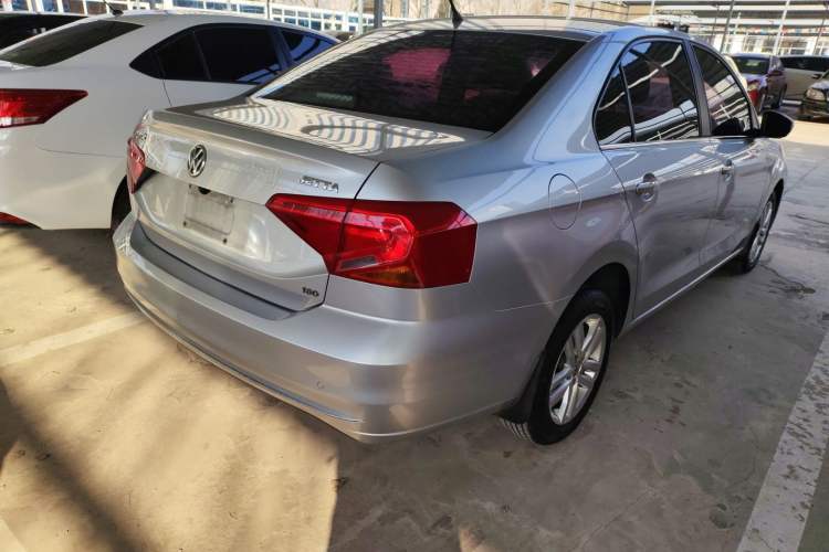 Used Volkswagen Jetta 2017 1.5L Automatic Comfort Model