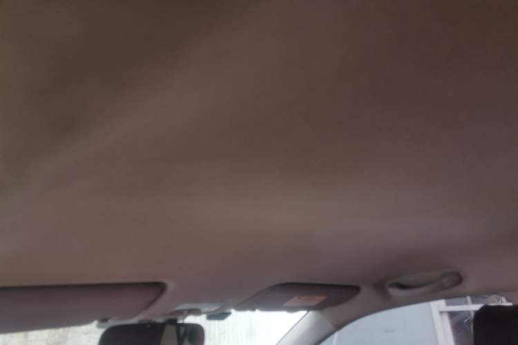 Used Hyundai Verna (older generation) 2020 1.4L Manual GLS Vibrant Edition Headliner