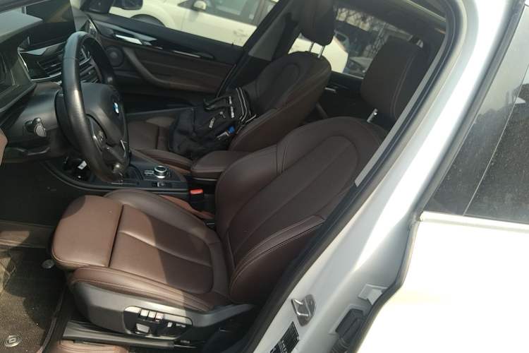 Used BMW X1 2020 sDrive25Li Leading Model