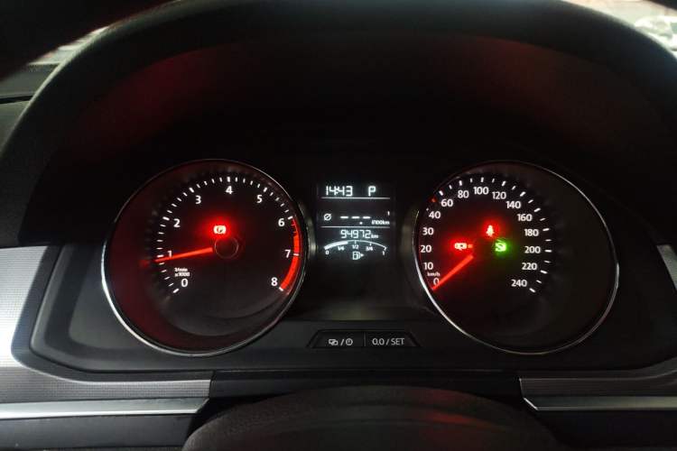 Used Volkswagen Bora 2017 1.6L Automatic Fashion Model