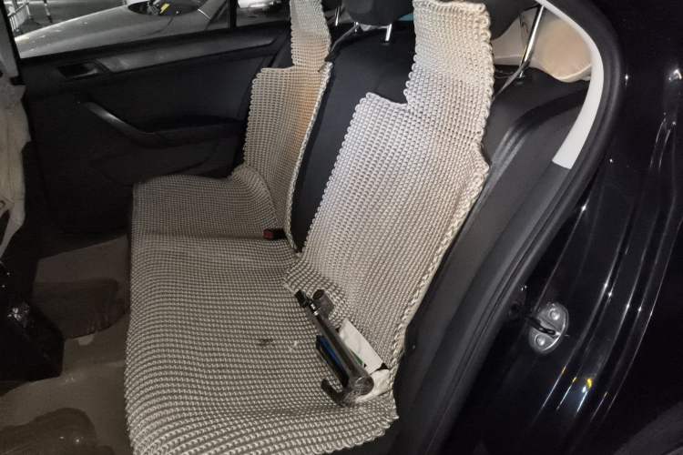 Used Volkswagen Santana 2013 1.4L Manual Fashion Edition Left Rear Seat