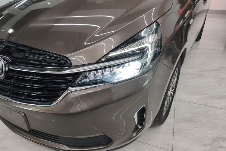 Used Buick GL8 2022 Land Business Class 652T Luxury Model Left Front Headlight