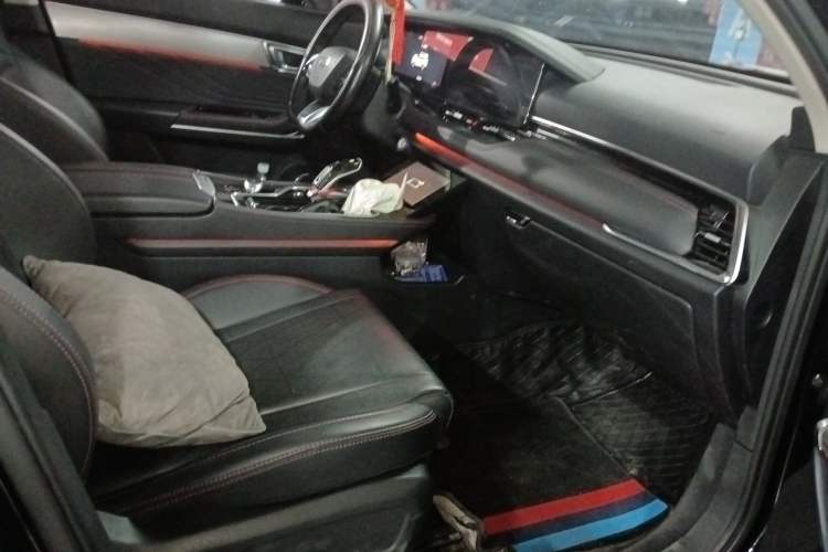 Used Bestune T99 2023 2.0T Automatic Prestige Edition
