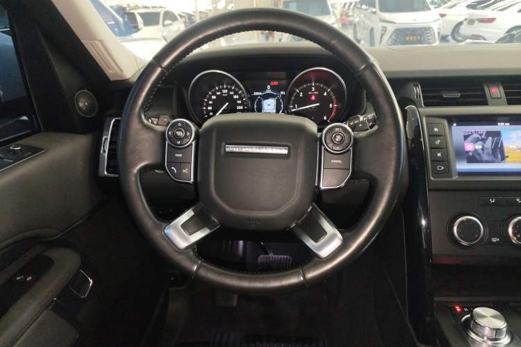 Used Land Rover Discovery 
