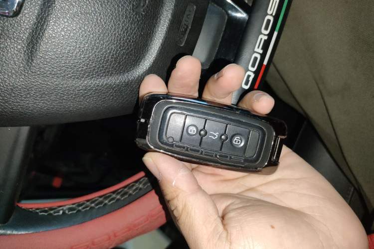 Used Qoros 3 2014 Sedan 1.6L Automatic Zhiyue Model