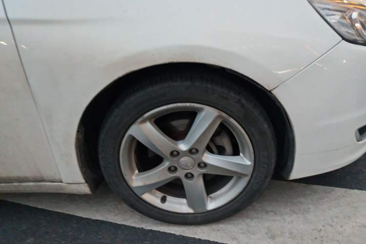 Used Bestune B70 2016 2.0L Manual 10th Anniversary Edition