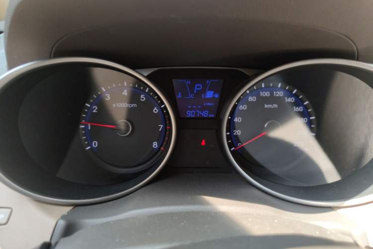 Used Hyundai ix35 2013 2.0L Automatic 4x4 Intelligent GLS China IV Standard