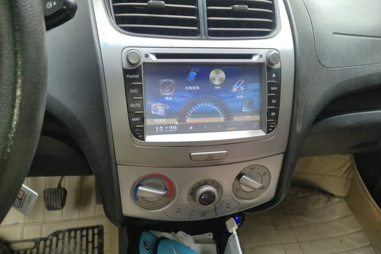 Used Chevrolet Sail 2013 Sedan 1.4L Manual - Youyi Happiness Edition