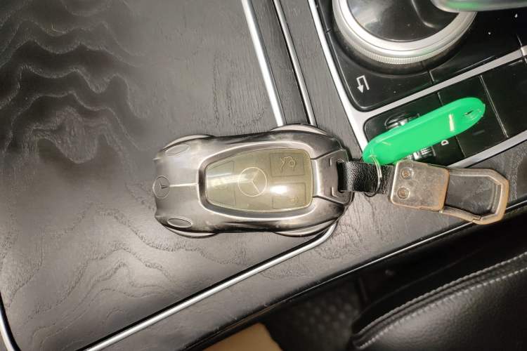 Used Mercedes-Benz C-Class 2018 C 180 L Fashion Edition Sport Version