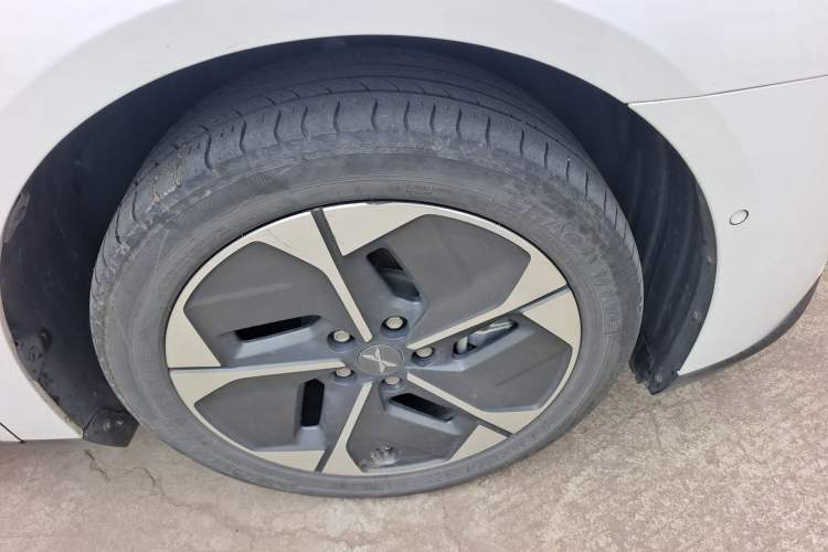 Used XPeng MONA M03 2024 515 Long-Range Right Front Wheel Hub