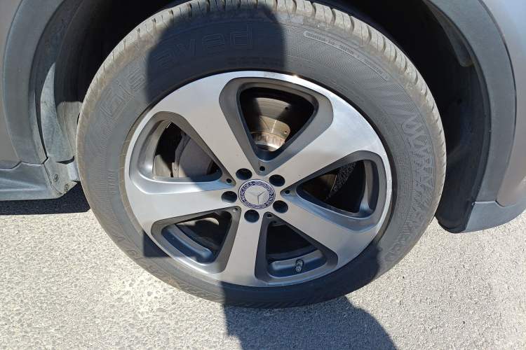 Used Mercedes-Benz GLC 2016 GLC 260 4MATIC Luxury Model