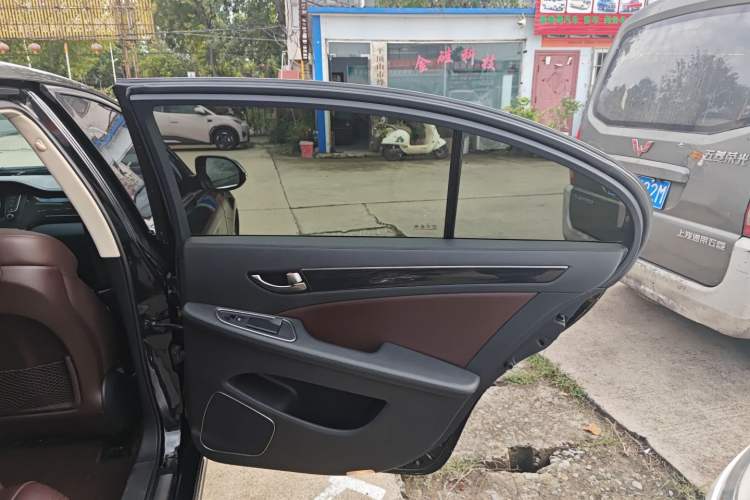 Used Hongqi H7 2018 3.0L Prestige Edition
