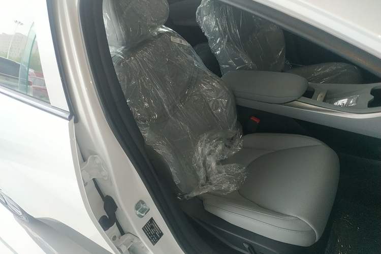 Used XPeng MONA M03 2025 502 Long-Range Max Right Front Seat