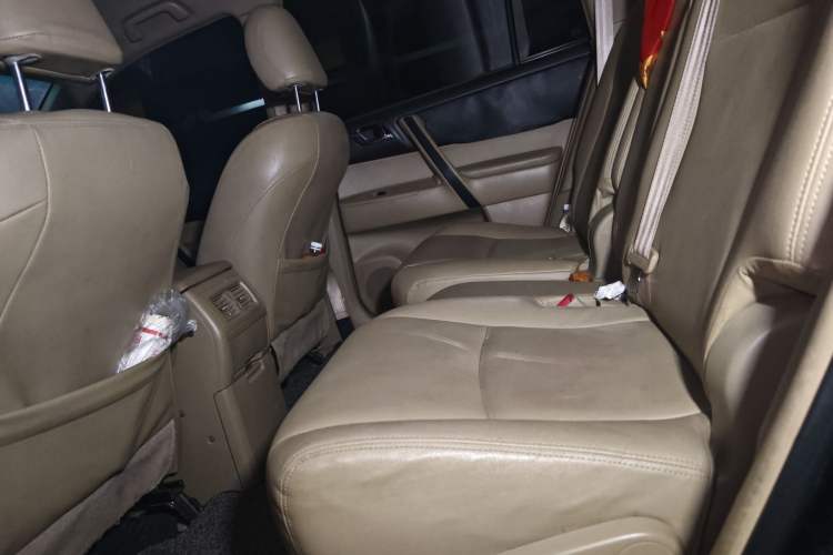 Used Toyota Highlander 2012 2.7L 2WD 5-Seater Elite Edition Left Rear Seat