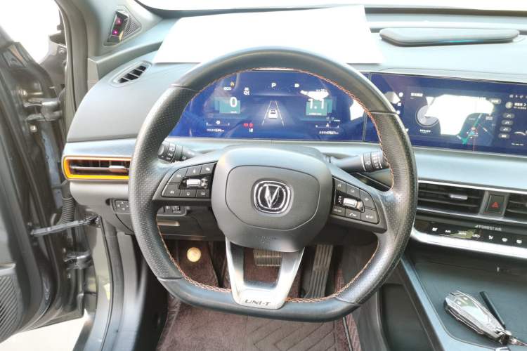 Used CHANGAN UNI-T 2022 1.5T Prestige Version Steering Wheel