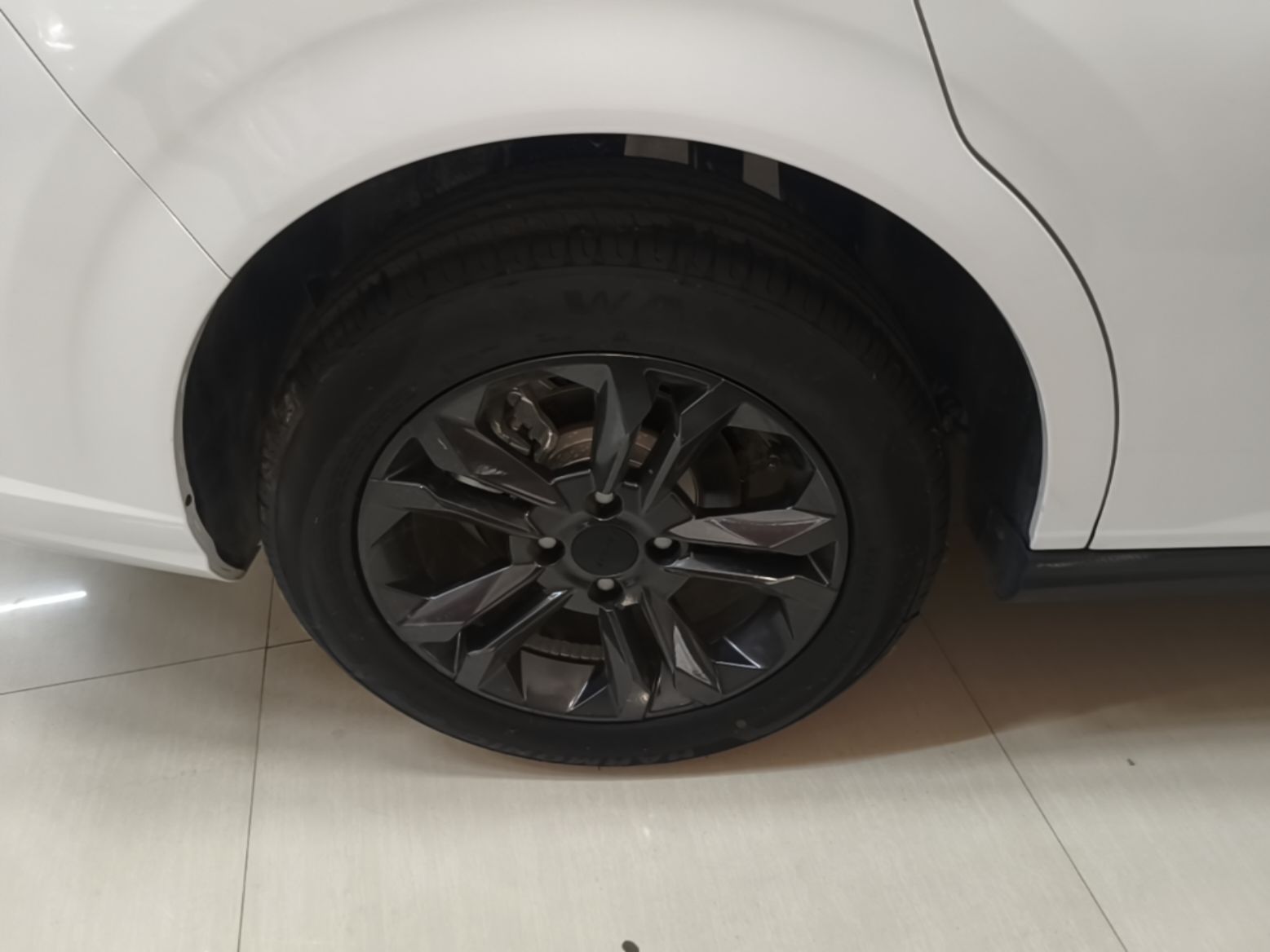 Dongfeng Aeolus Yixuan 2024 1.5L Automatic JingSu Edition — снимка 11