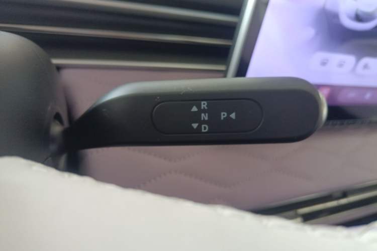 Used Dongfeng NAMMI 01 2024 New Edition 330 Plus Smart+