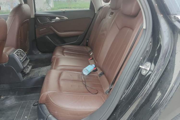 Used Audi A6L 2018 30th Anniversary Edition 35 TFSI Fashion Model Left Rear Seat