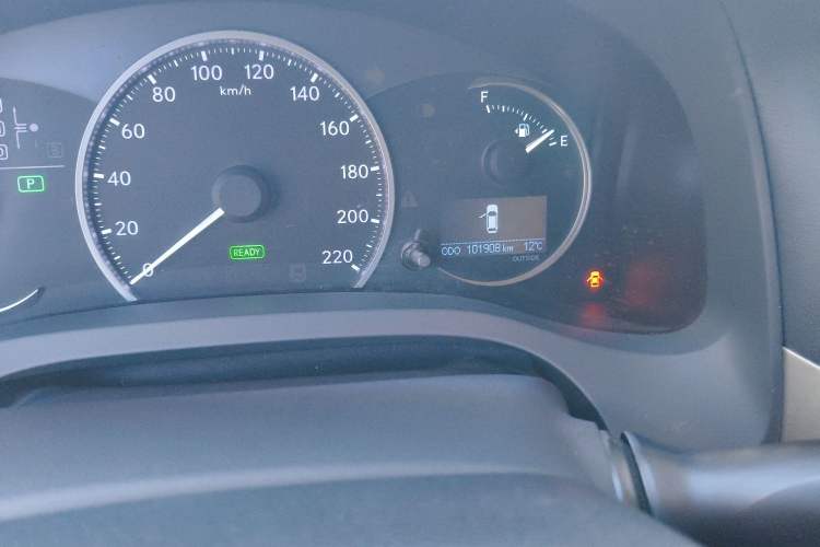 Used Lexus CT 2017 CT200h Comfort Edition Monochrome China V Standard Odometer Close Up