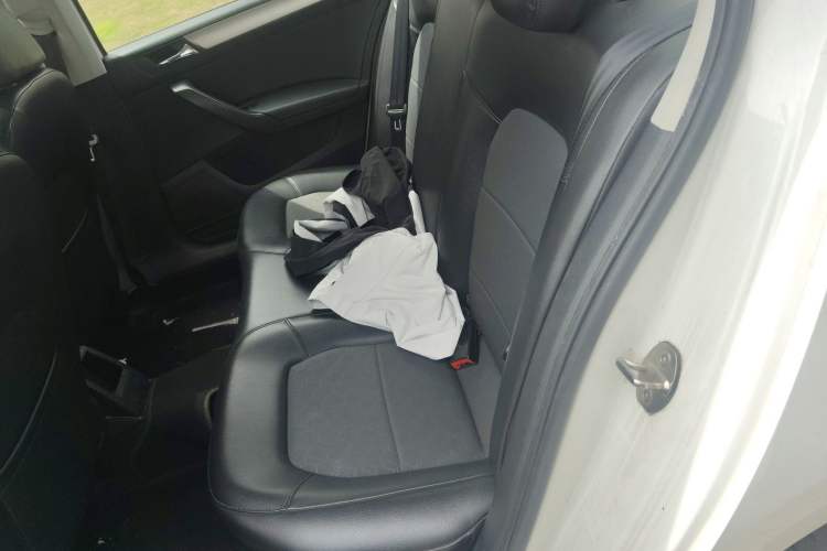 Used Volkswagen Santana 2015 1.6L Automatic Comfort Edition Left Rear Seat