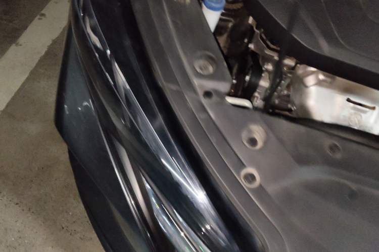 Used CHANGAN Eado 2022 PLUS 1.6L GDI Manual Luxury Model Right Front Headlight