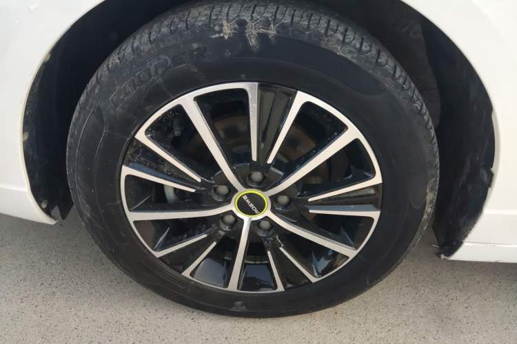 Used Roewe i5 2021 1.5L CVT Platinum Edition
