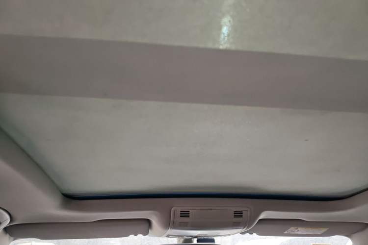 Used Volkswagen Magotan 2017 330TSI DSG Luxury Model Headliner