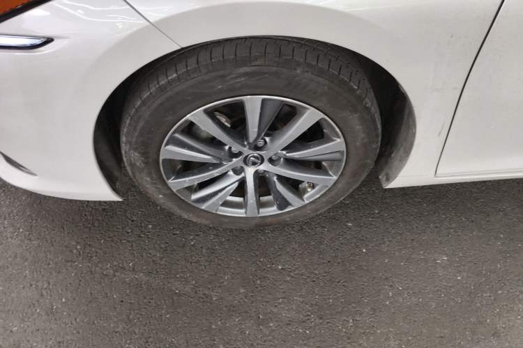 Used Lexus ES 2018 200 Excellence Edition China V Standard
